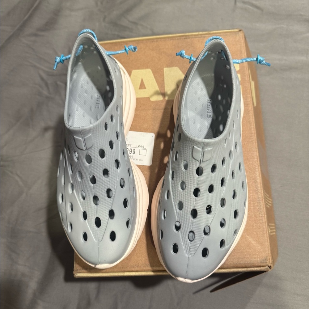 Stylish Gray Athletic Shoes for Women
Rice recovery shoe. Just wonderful!